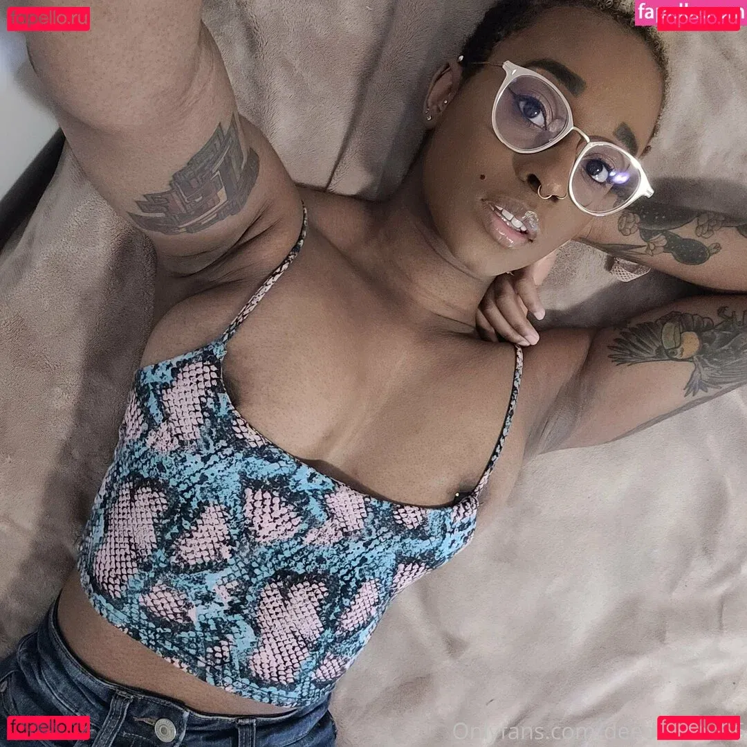 deedeebee96 Onlyfans Photo Gallery 