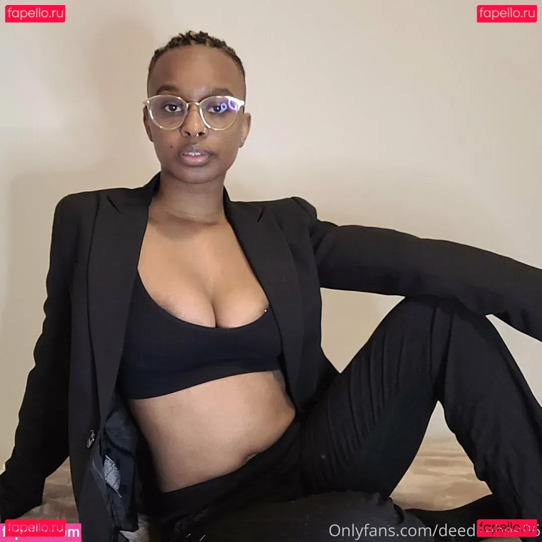 deedeebee96 Onlyfans Photo Gallery 