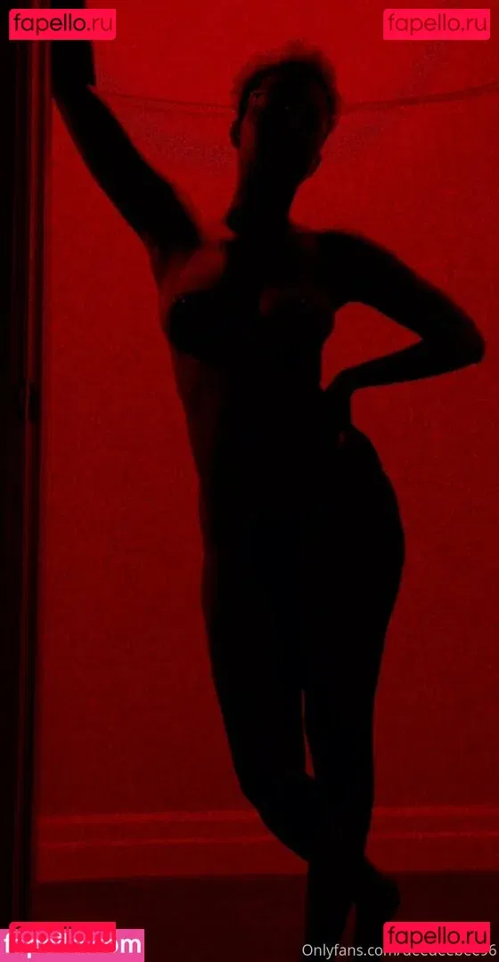 deedeebee96 Onlyfans Photo Gallery 