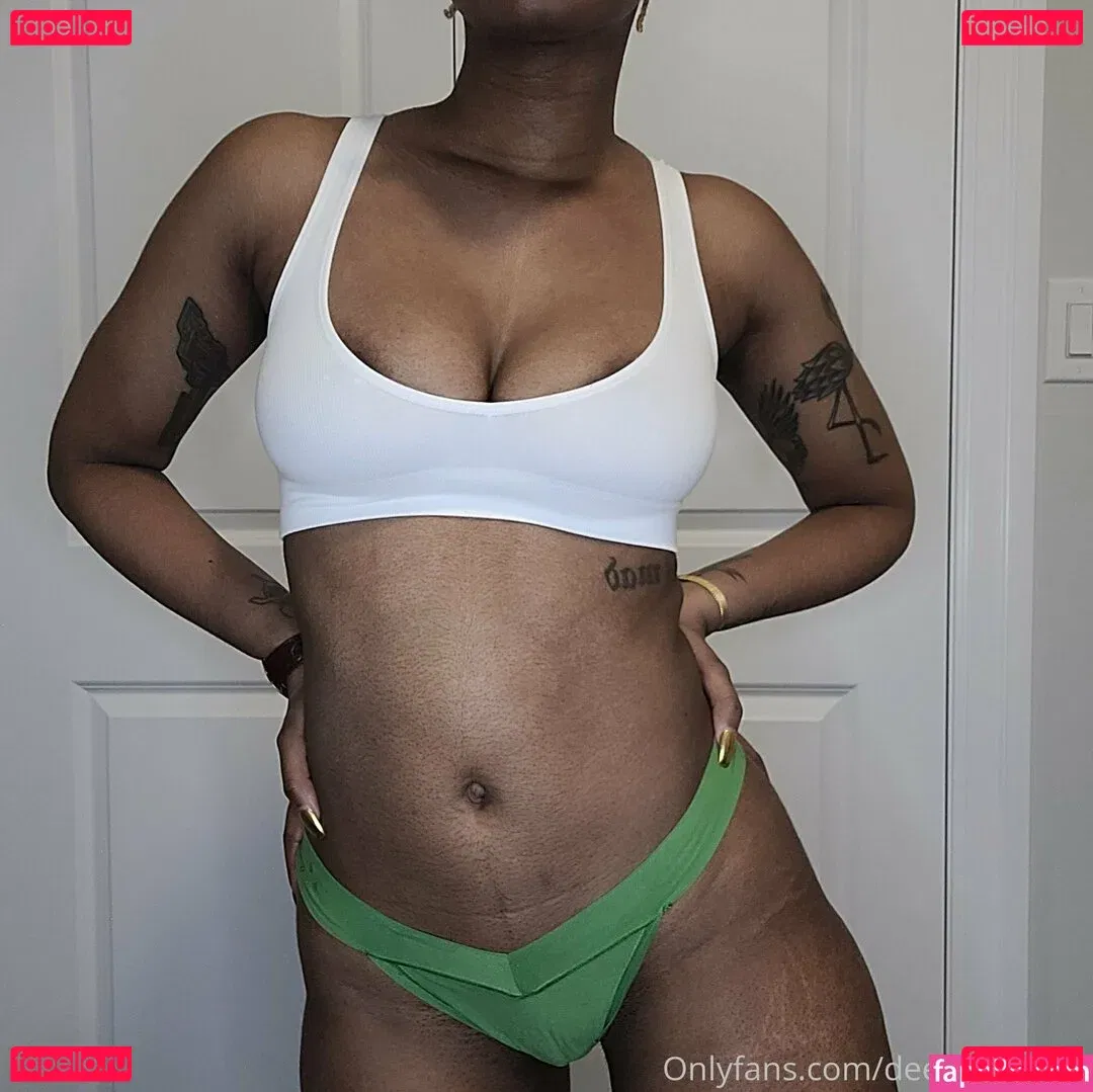 deedeebee96 Onlyfans Photo Gallery 