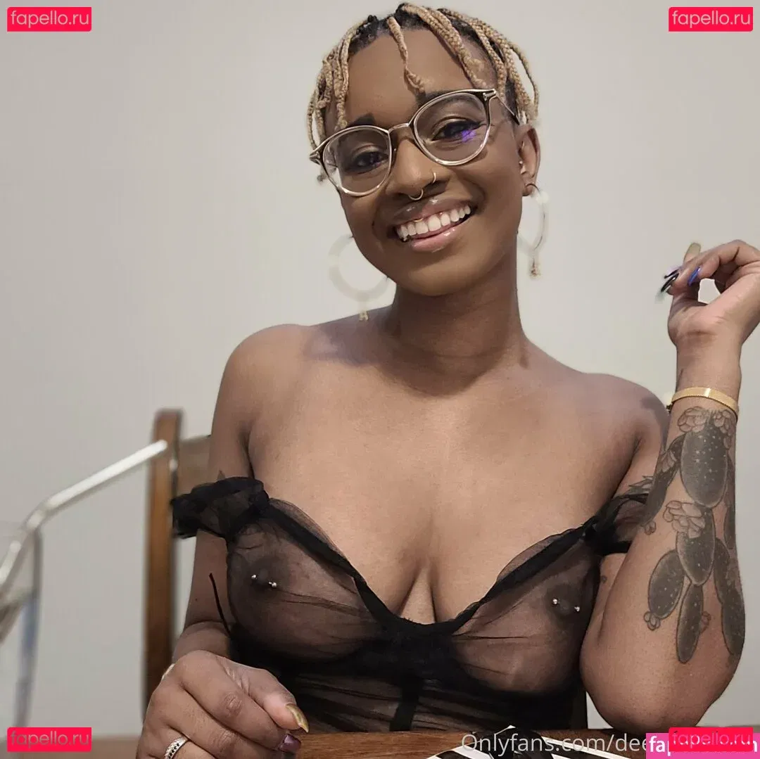 deedeebee96 Onlyfans Photo Gallery 