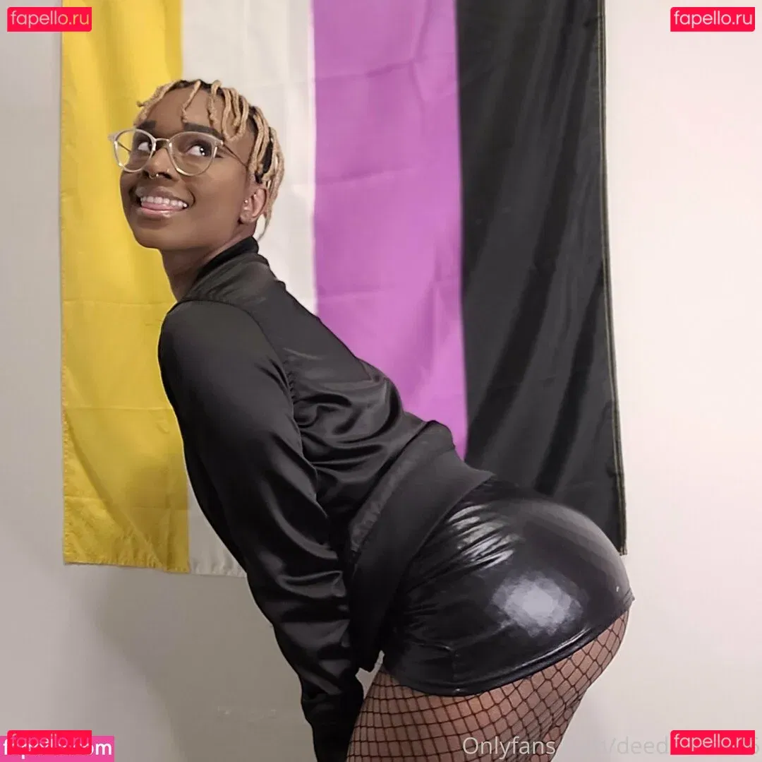 deedeebee96 Onlyfans Photo Gallery 