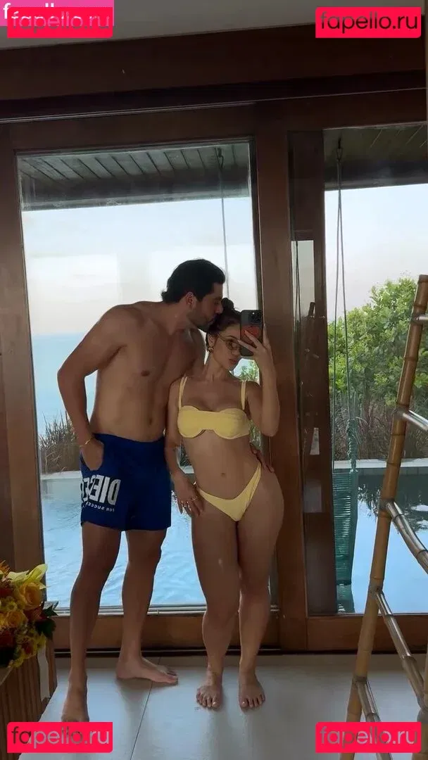 Mirela Janis Onlyfans Photo Gallery 