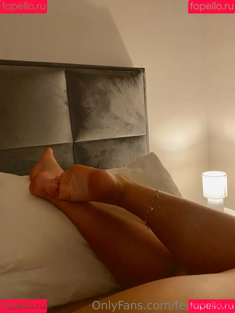feetloretta Onlyfans Photo Gallery 