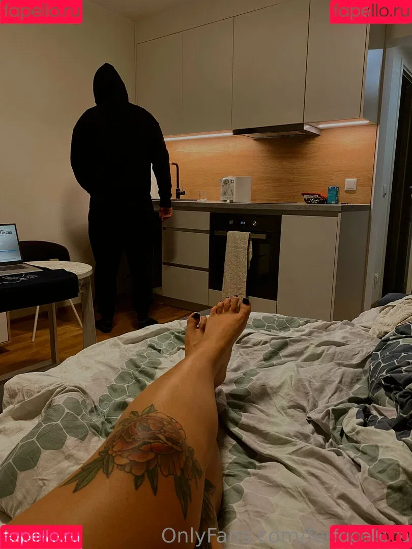 feetloretta Onlyfans Photo Gallery 