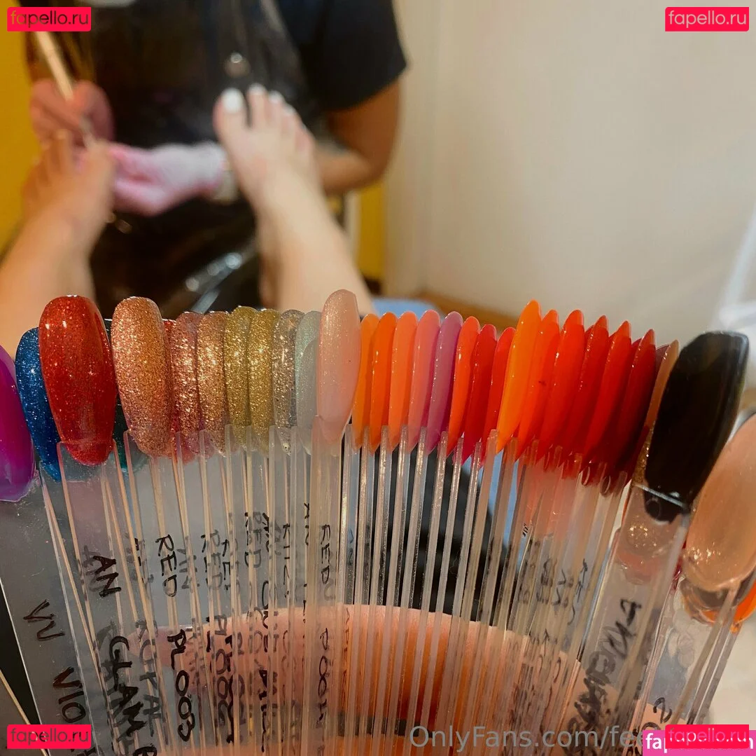 feetloretta Onlyfans Photo Gallery 