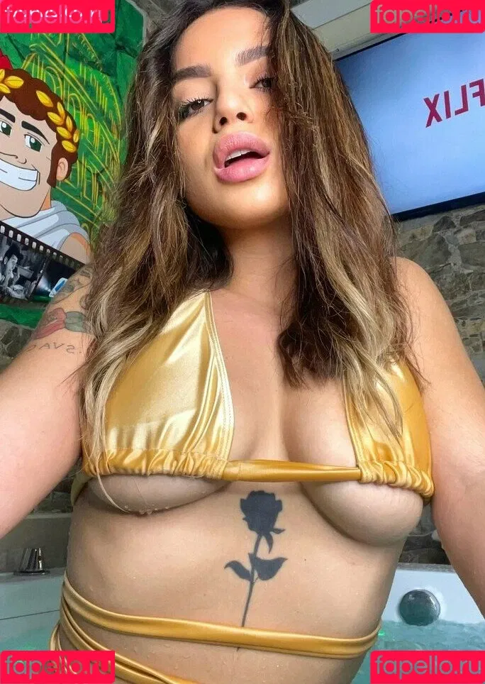 Jaele Corsi Onlyfans Photo Gallery 