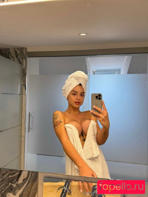 Jaele Corsi Nude Onlyfans Photo 9