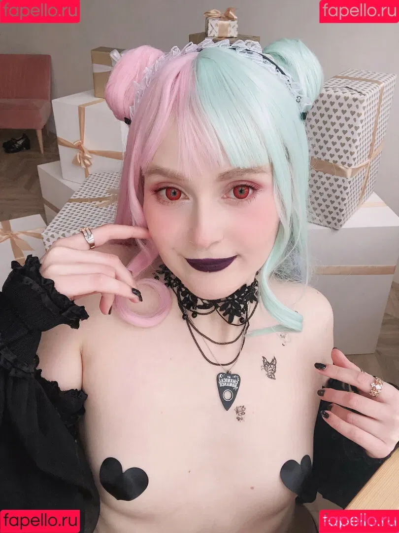 luna_lovesword Onlyfans Photo Gallery 