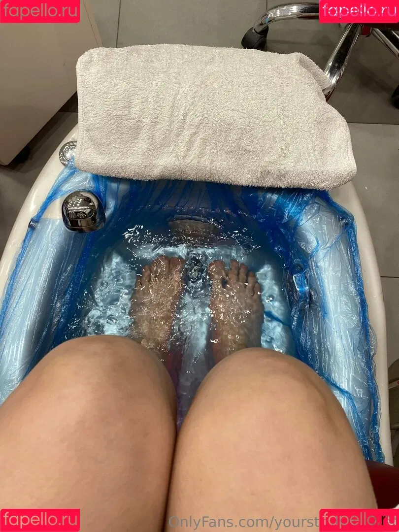 yourstrulymsfeet Onlyfans Photo Gallery 