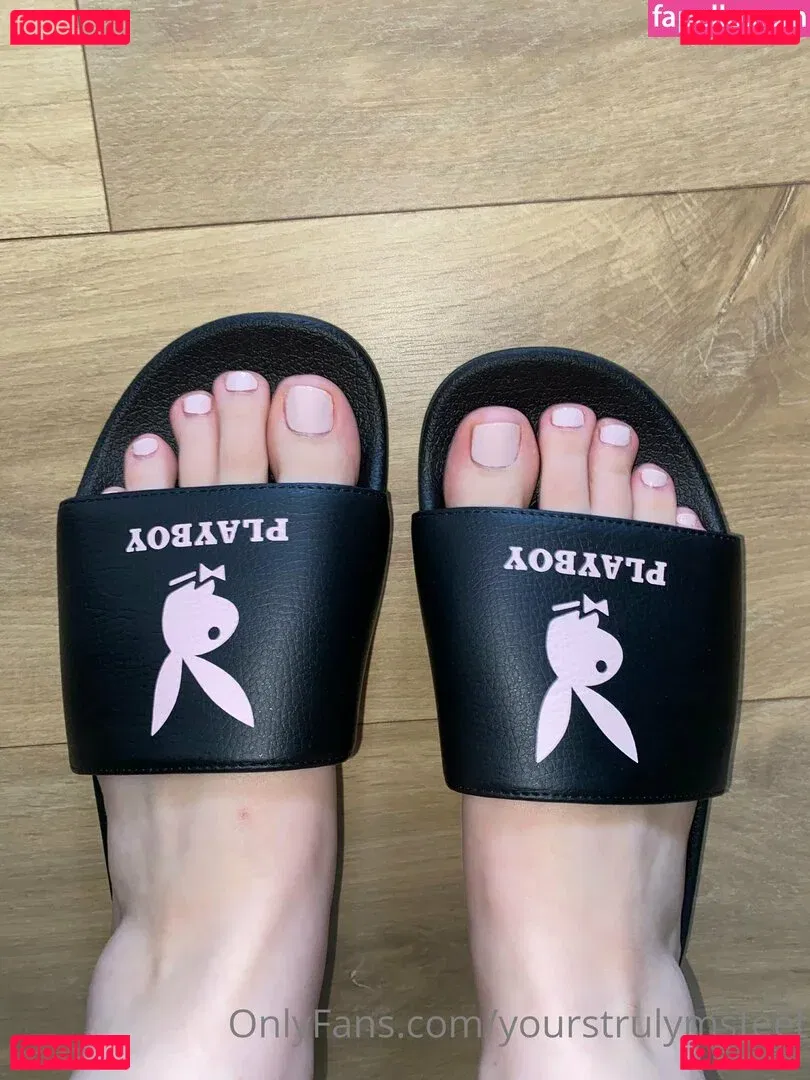 yourstrulymsfeet Onlyfans Photo Gallery 