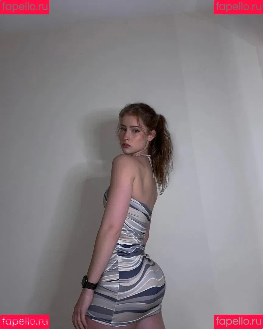 mira.004 Onlyfans Photo Gallery 