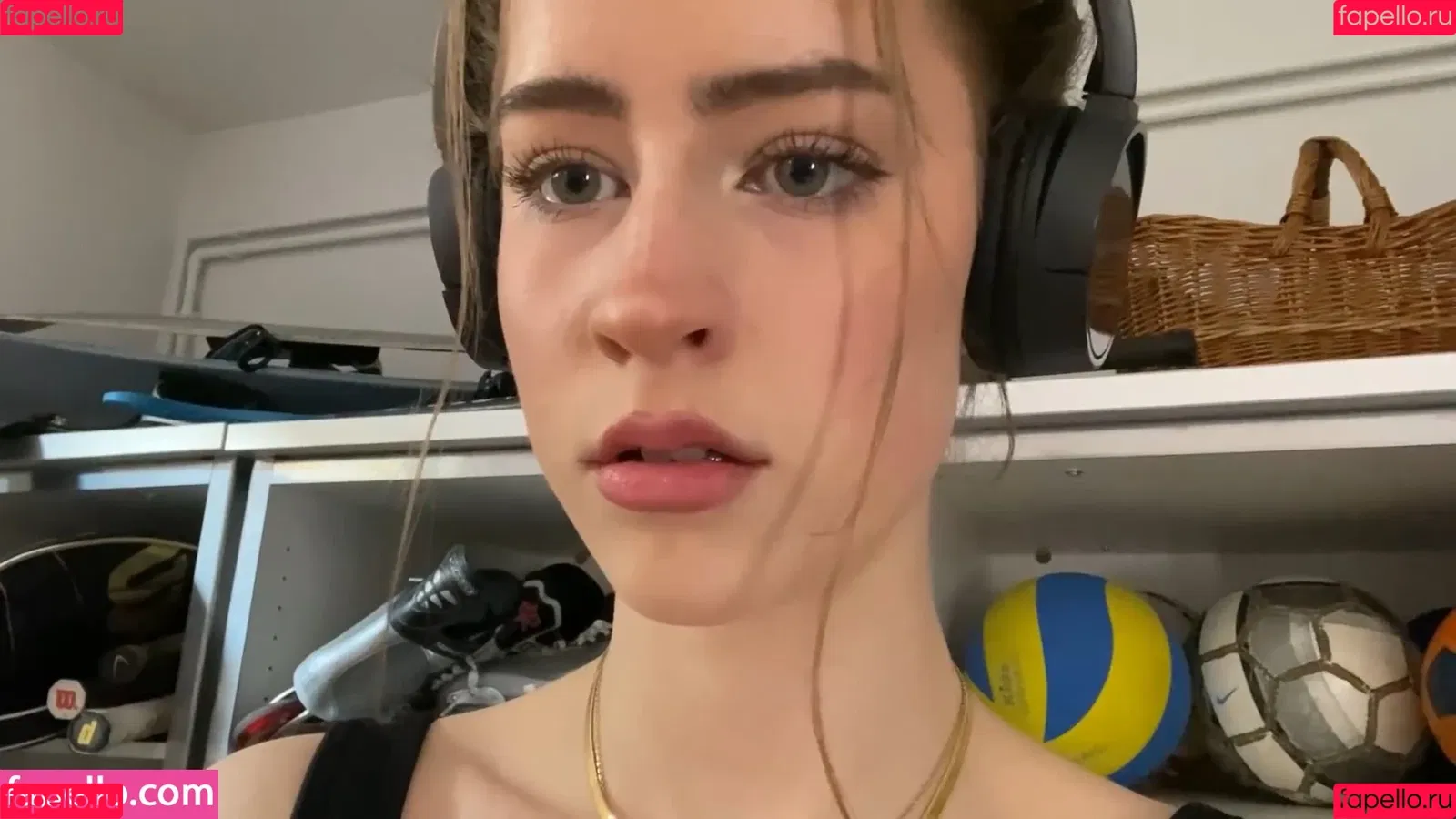 mira.004 Onlyfans Photo Gallery 