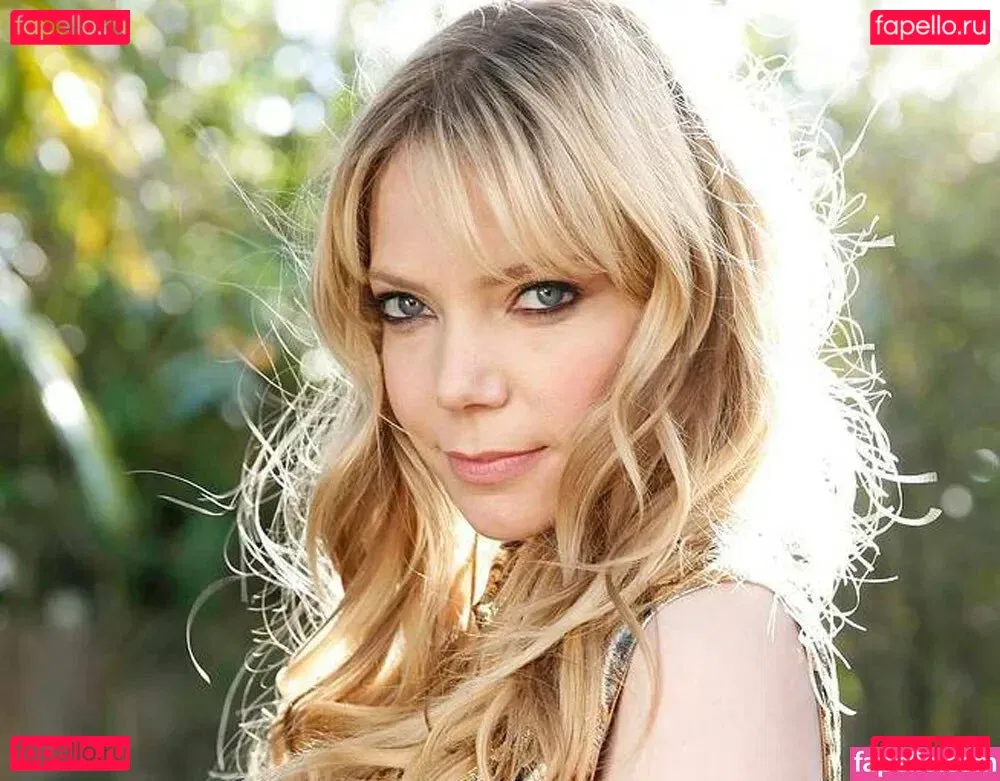 Riki Lindhome Onlyfans Photo Gallery 