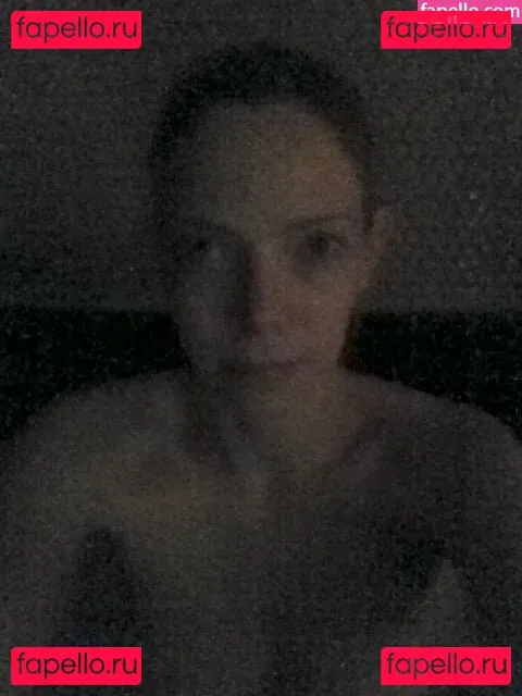 Riki Lindhome Onlyfans Photo Gallery 