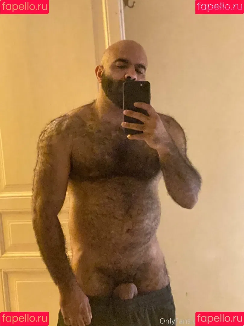 amir_hairyalpha Onlyfans Photo Gallery 