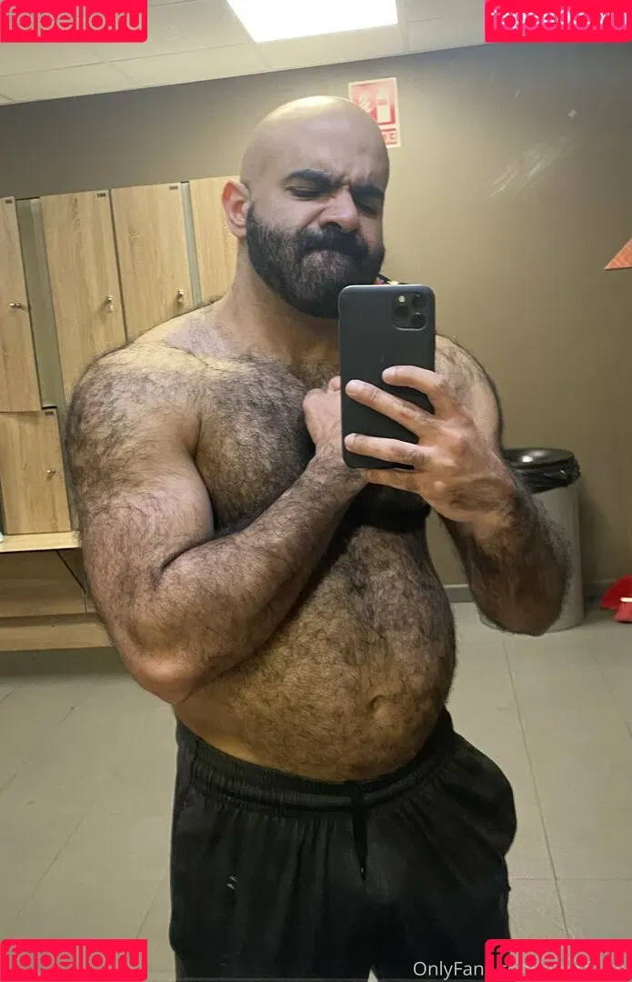 amir_hairyalpha Onlyfans Photo Gallery 