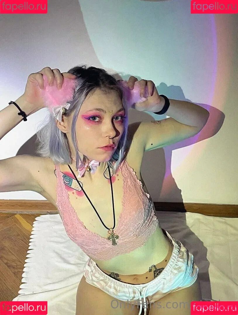 strwbrr Onlyfans Photo Gallery 