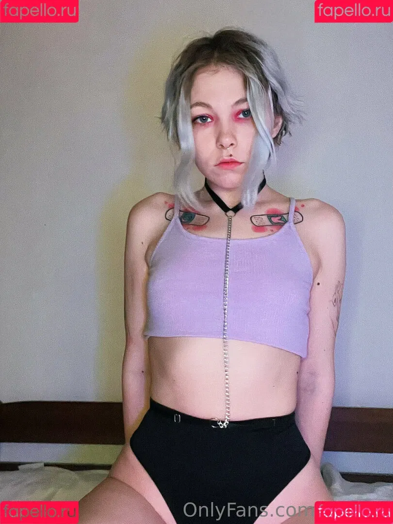 strwbrr Onlyfans Photo Gallery 
