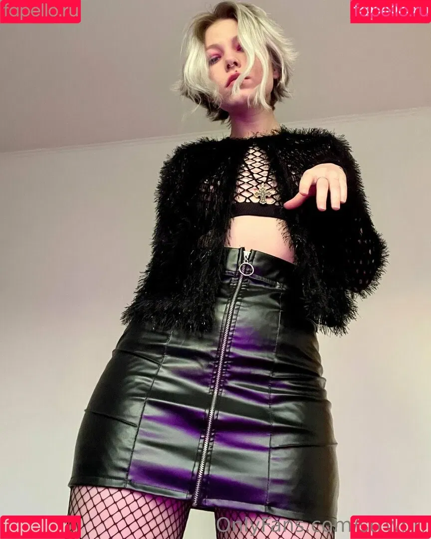 strwbrr Onlyfans Photo Gallery 