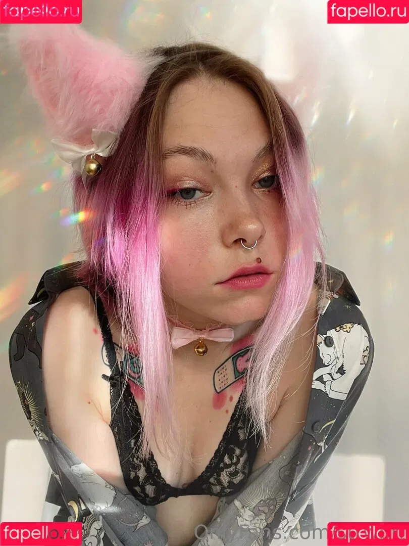 strwbrr Onlyfans Photo Gallery 