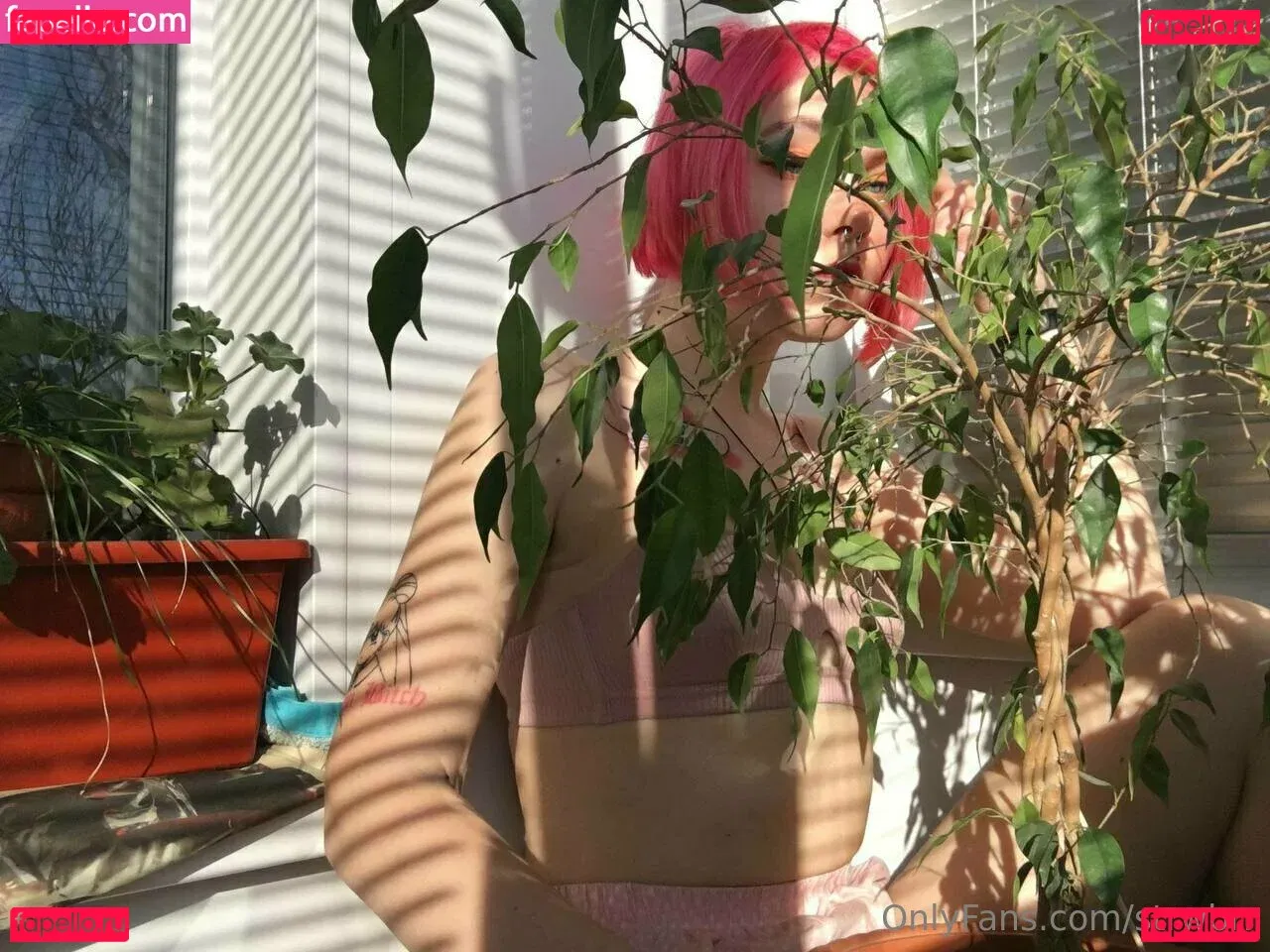 strwbrr Onlyfans Photo Gallery 