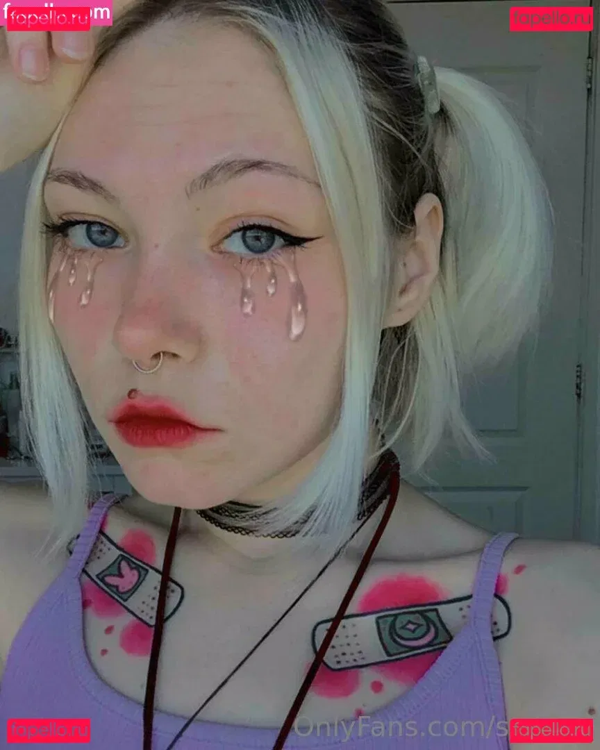 strwbrr Onlyfans Photo Gallery 