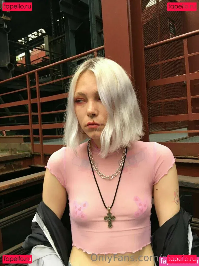 strwbrr Onlyfans Photo Gallery 