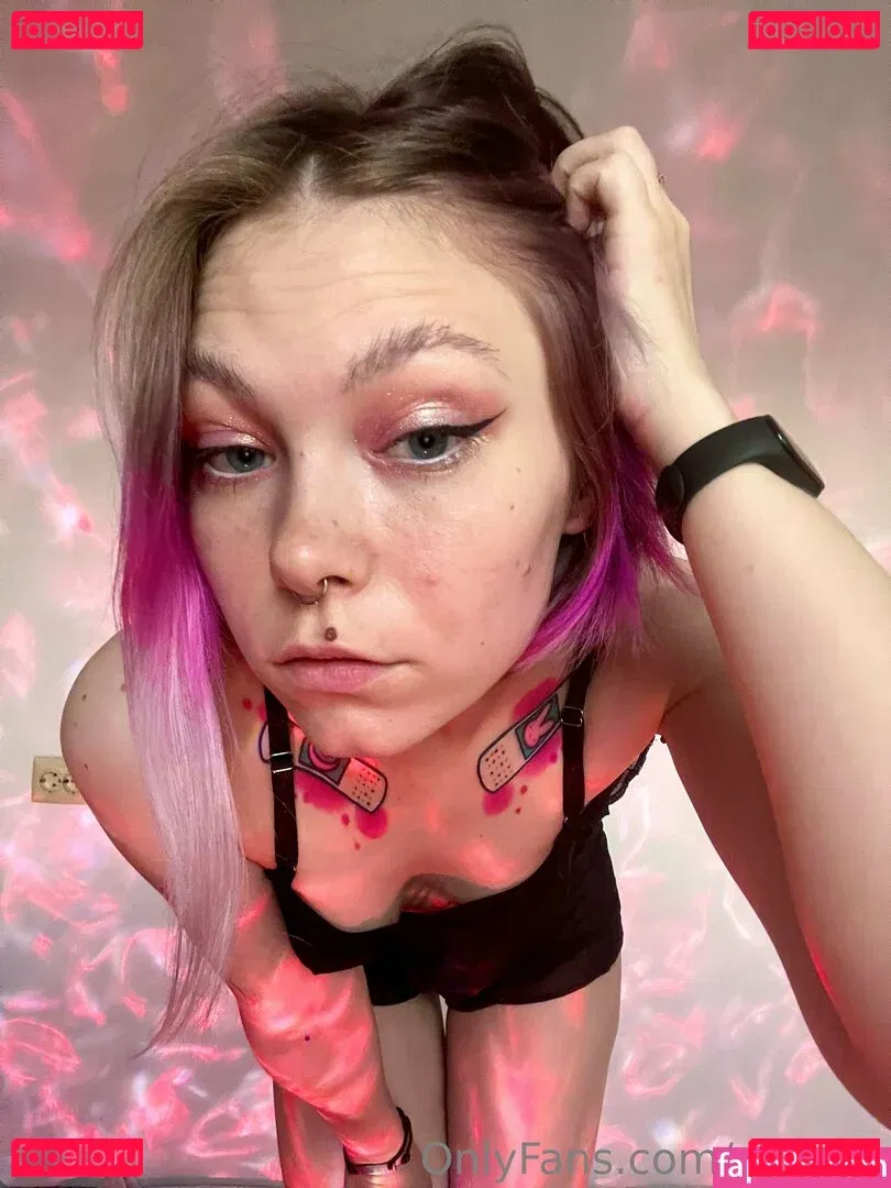 strwbrr Onlyfans Photo Gallery 