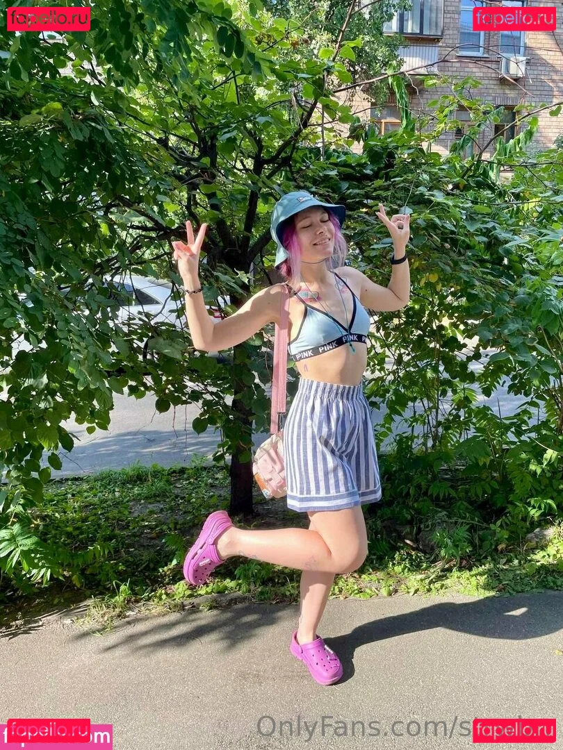 strwbrr Onlyfans Photo Gallery 