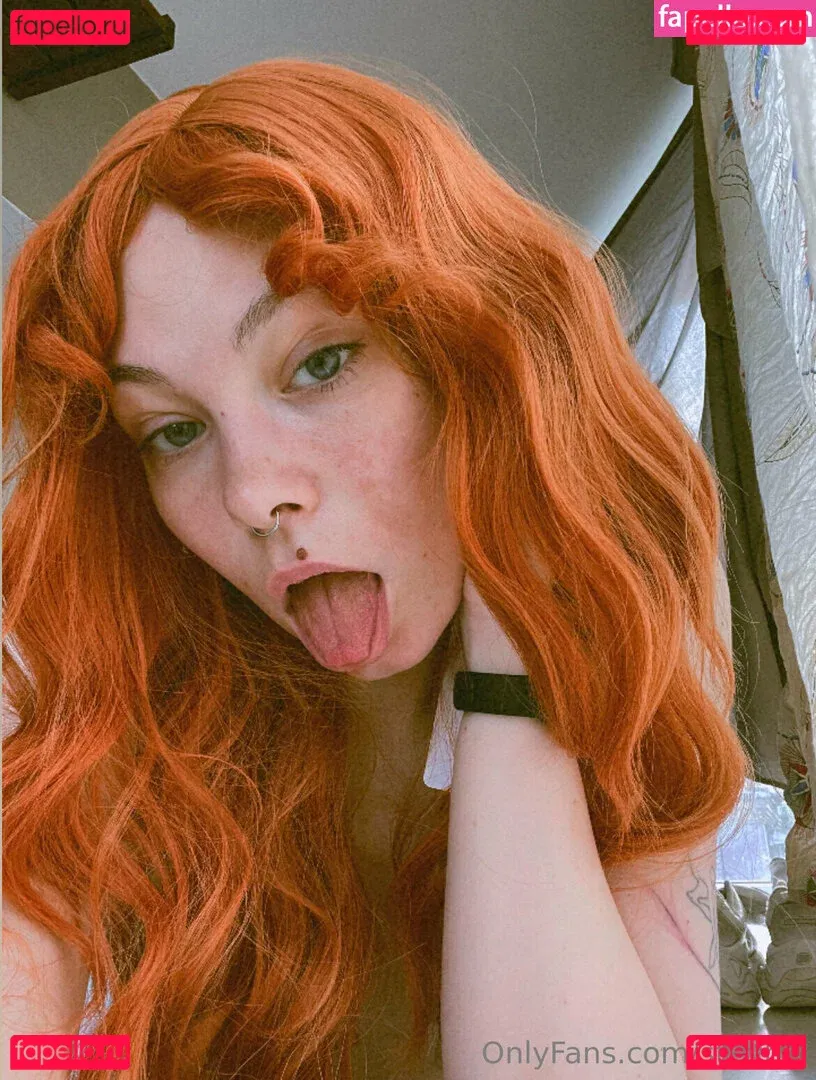 strwbrr Onlyfans Photo Gallery 