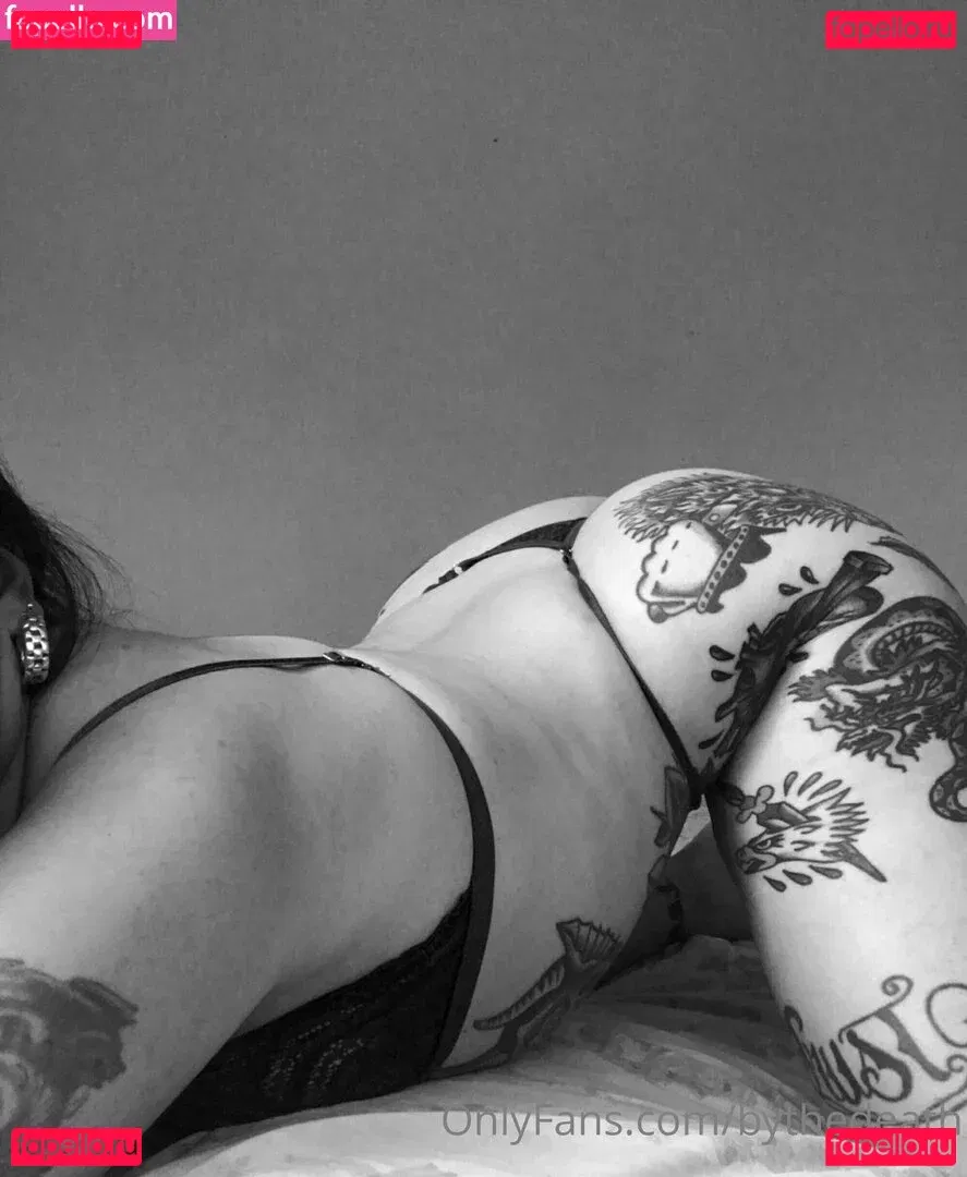 kikithedeath Onlyfans Photo Gallery 