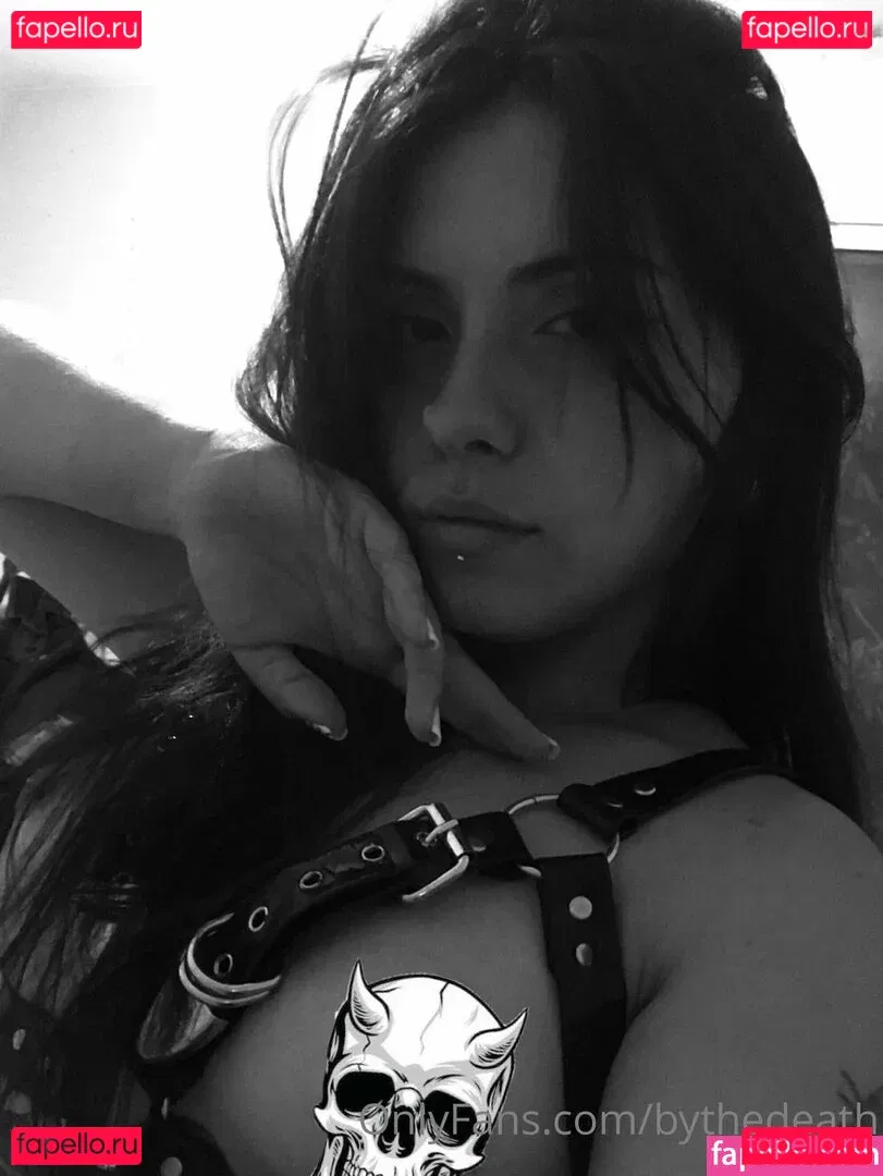 kikithedeath Onlyfans Photo Gallery 