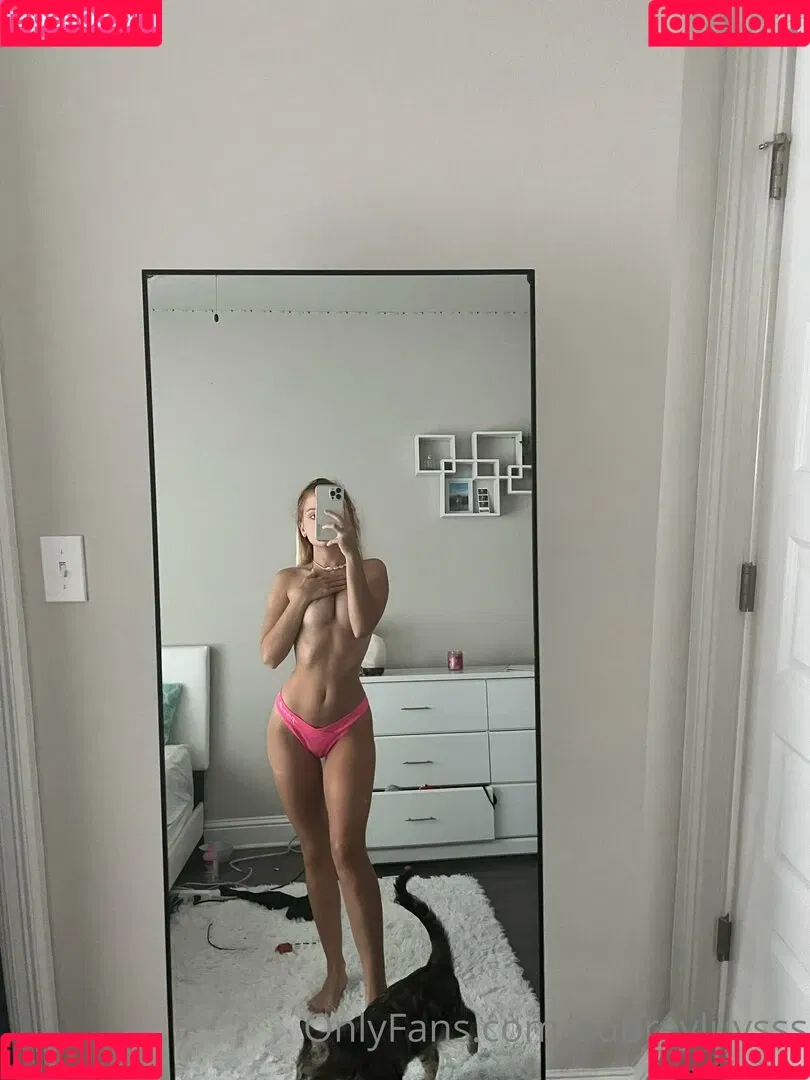 aubreyluvsss Onlyfans Photo Gallery 
