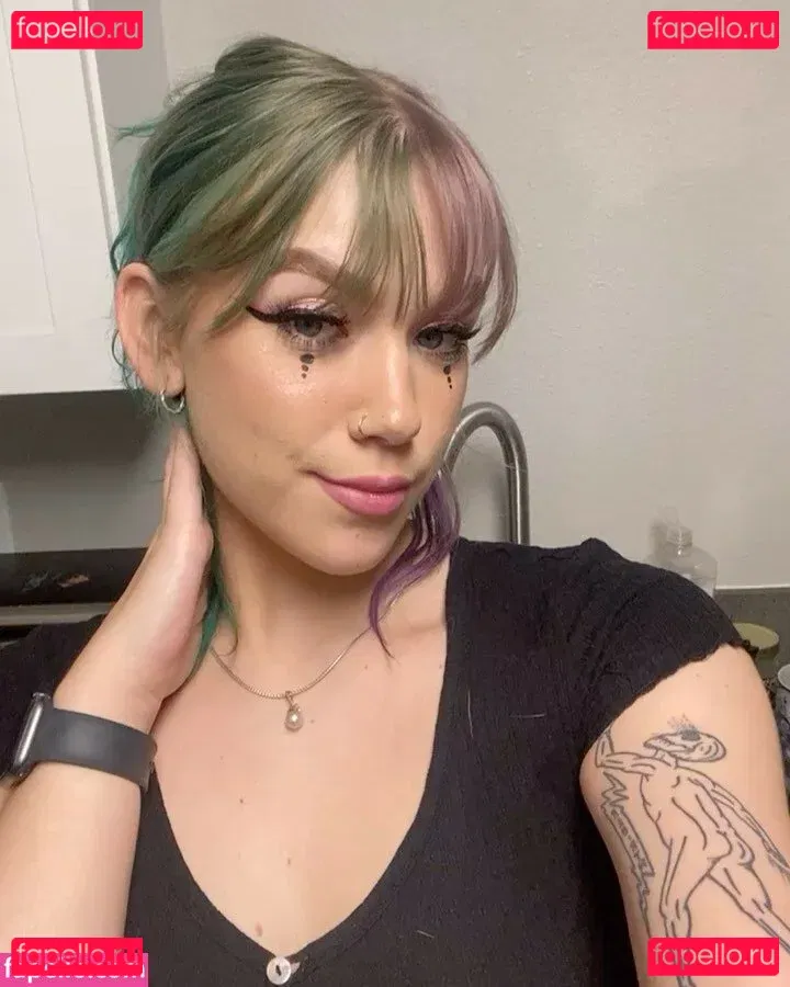 bbykadeyxox Onlyfans Photo Gallery 