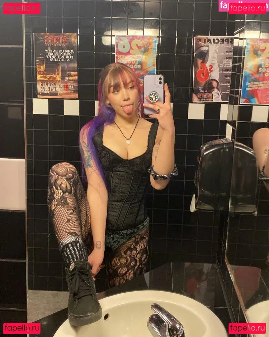 bbykadeyxox Onlyfans Photo Gallery 