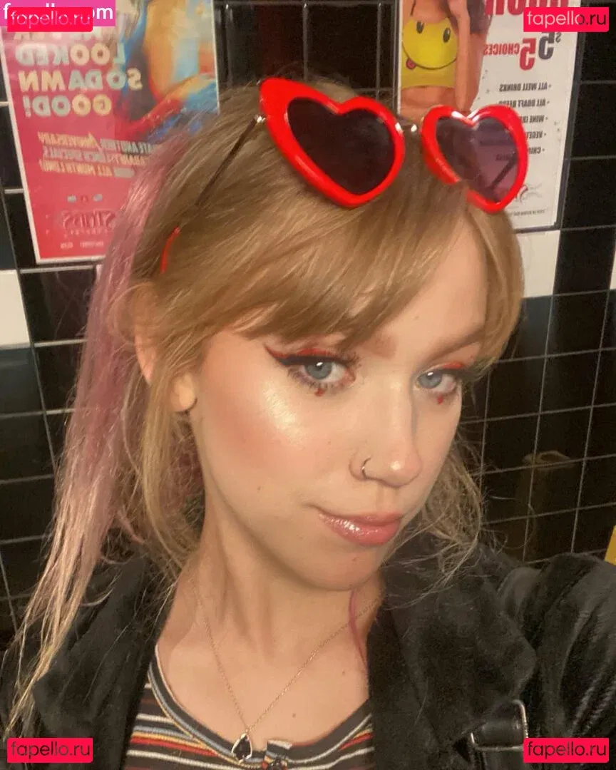 bbykadeyxox Onlyfans Photo Gallery 