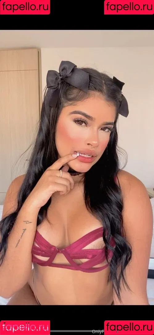 mala_morena Onlyfans Photo Gallery 