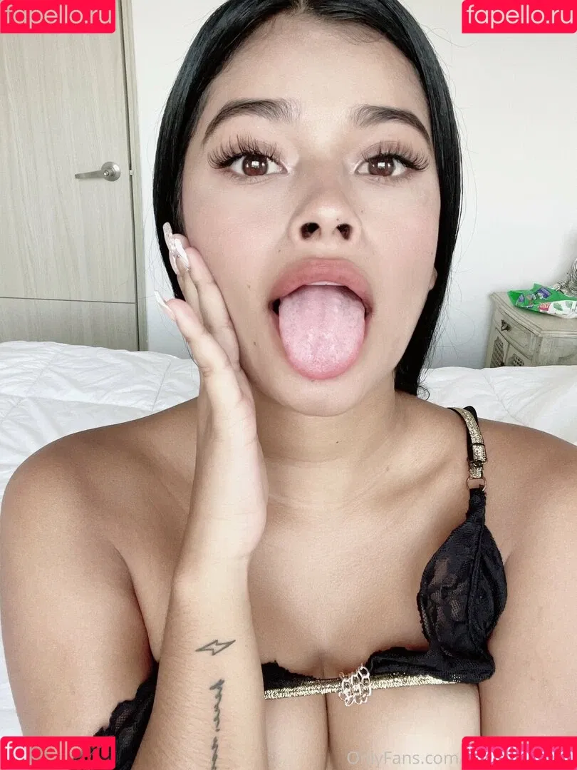 mala_morena Onlyfans Photo Gallery 