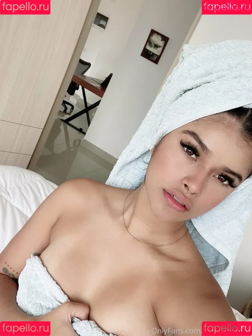 mala_morena Onlyfans Photo Gallery 