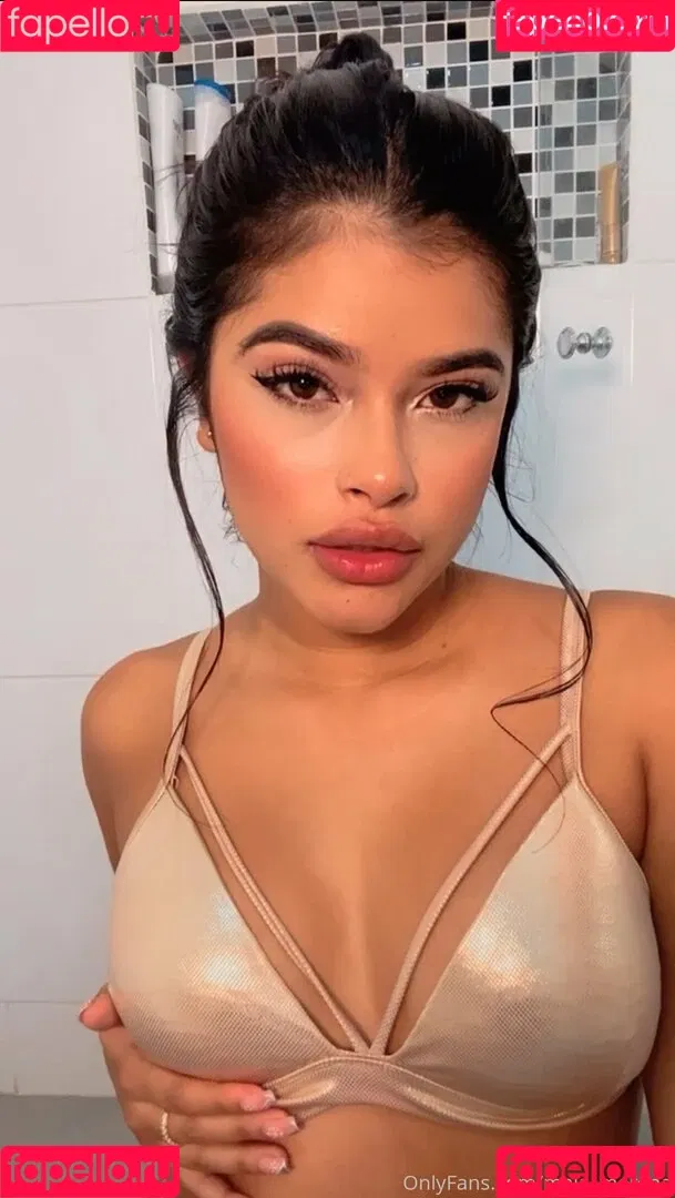 mala_morena Onlyfans Photo Gallery 