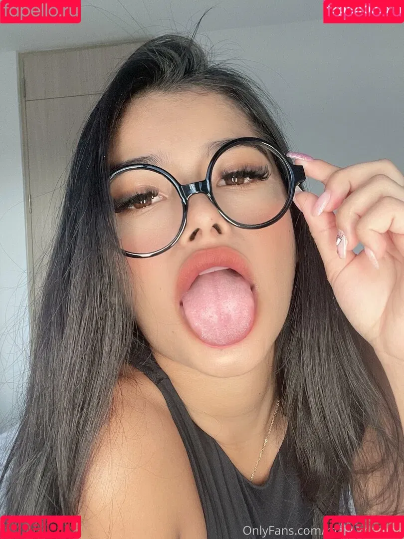 mala_morena Onlyfans Photo Gallery 
