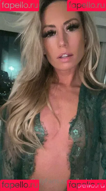 ladyhart Onlyfans Photo Gallery 