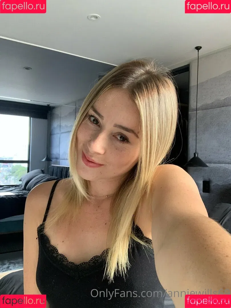 anniewillfree Onlyfans Photo Gallery 