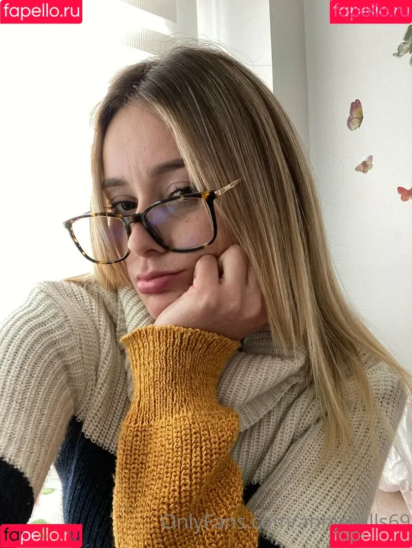 anniewillfree Onlyfans Photo Gallery 
