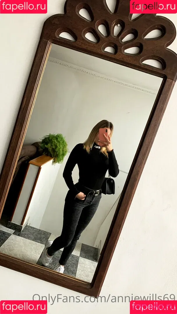 anniewillfree Onlyfans Photo Gallery 