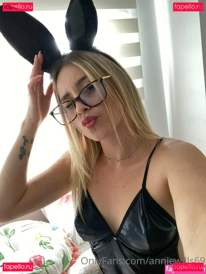 anniewillfree Onlyfans Photo Gallery 