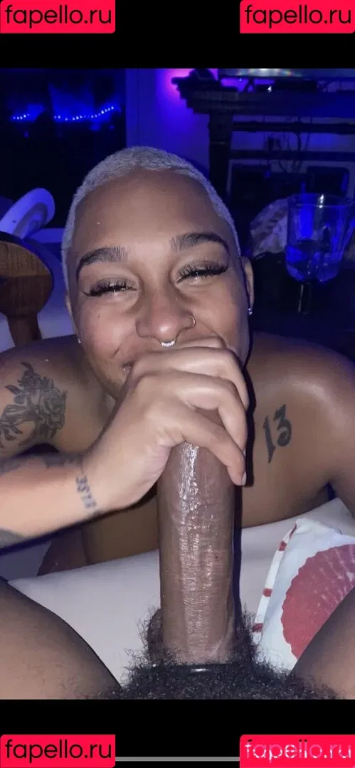 AllynRa Onlyfans Photo Gallery 