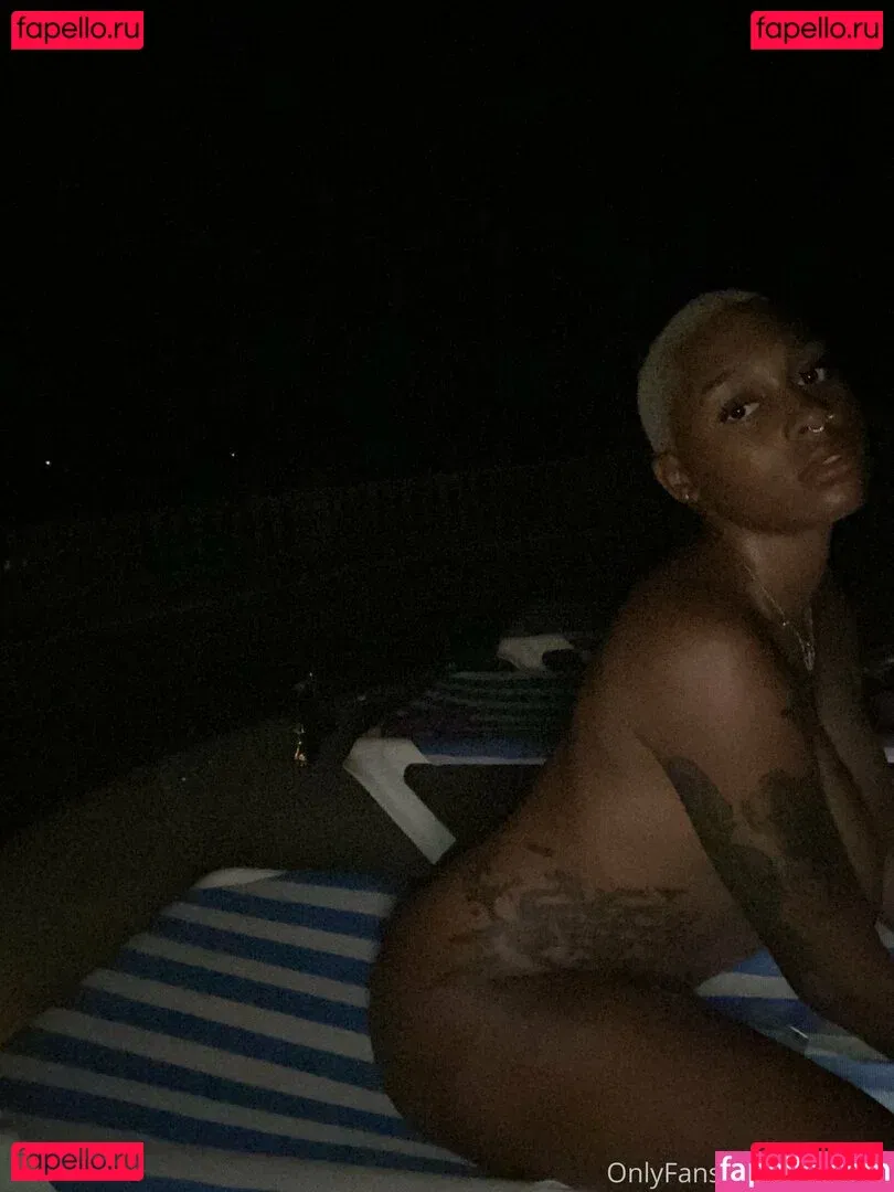 AllynRa Onlyfans Photo Gallery 