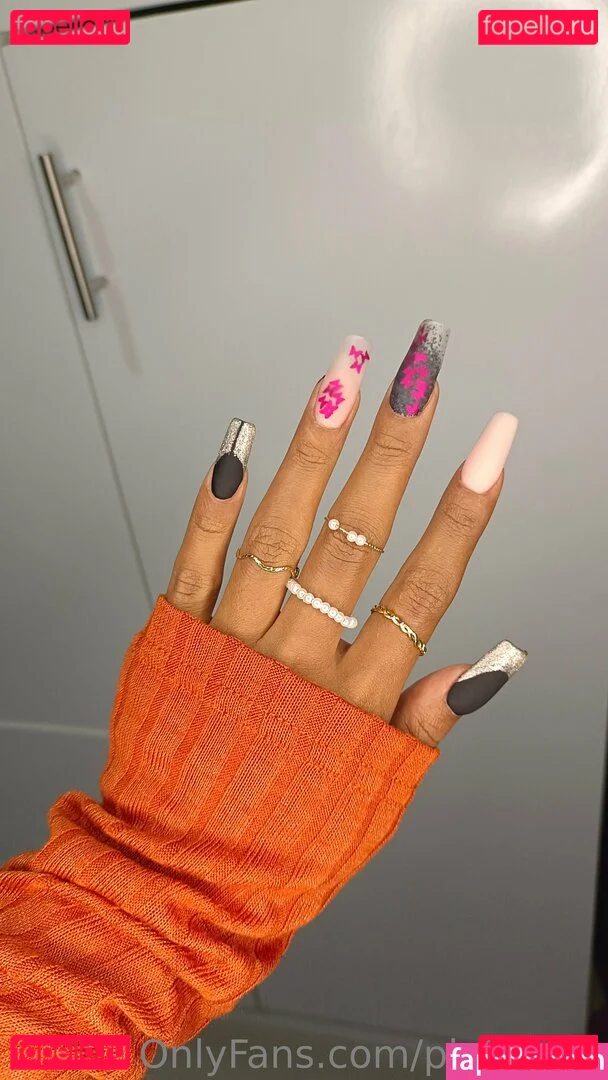 pink_lucy Onlyfans Photo Gallery 